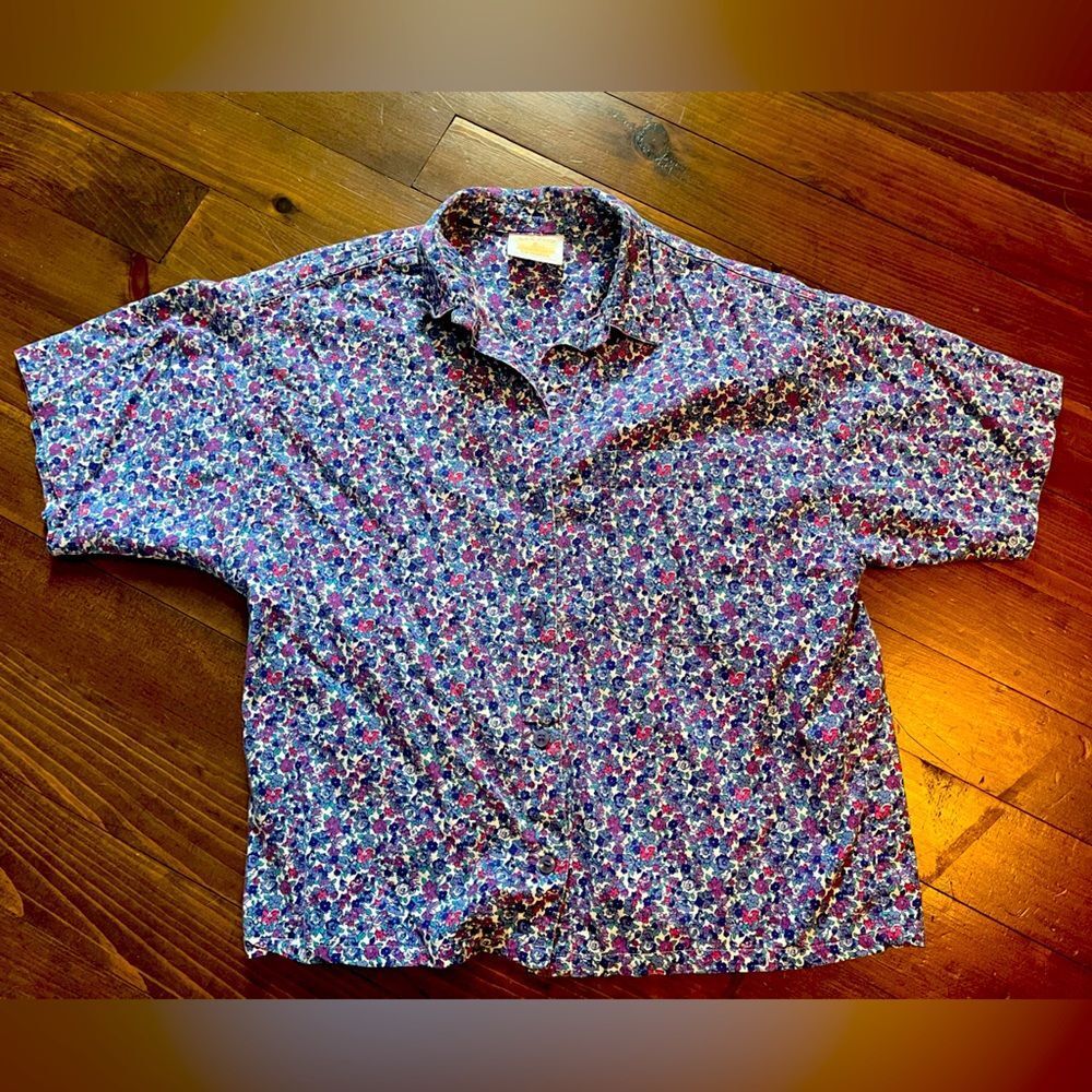 Floral vintage button up shirt